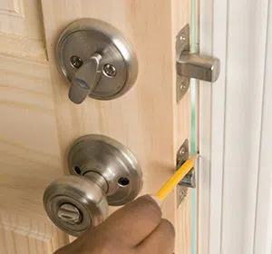 Community Locksmith Store Rancho Palos Verdes, CA 310-955-1738 - unlock-door